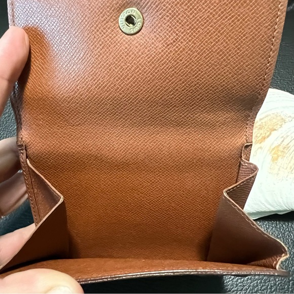 Vintage Louis Vuitton Wallet - Picture 11 of 13
